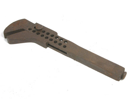 Adjustable spanner