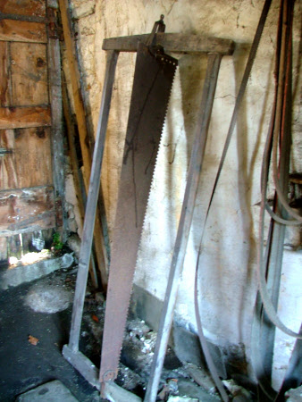 Frame saw