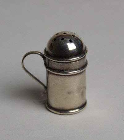 Miniature salt