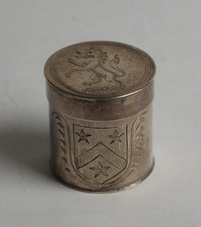 Cylindrical box