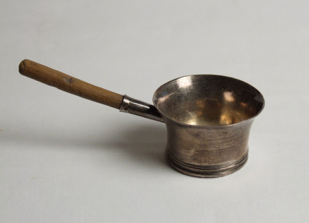 Miniature saucepan