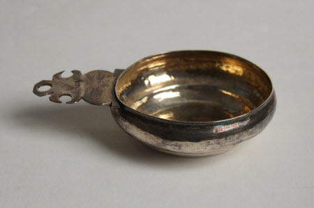 Bleeding bowl