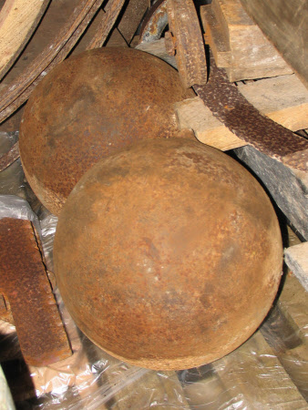 Gun weight