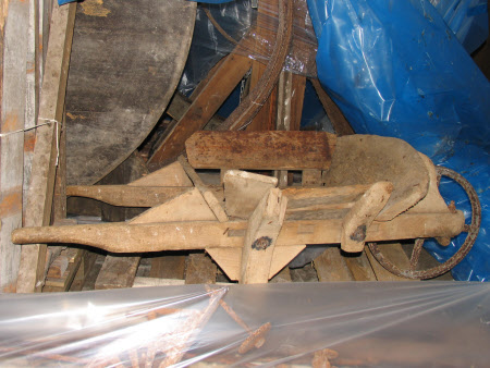 Wheelbarrow