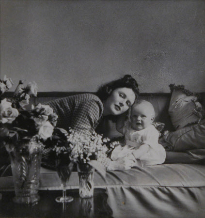 Pamela Beryl Churchill (1920-1997) with her son Winston Churchill (1940 ...