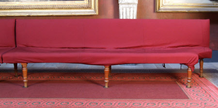Gallery seat