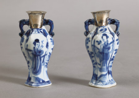 Miniature vase