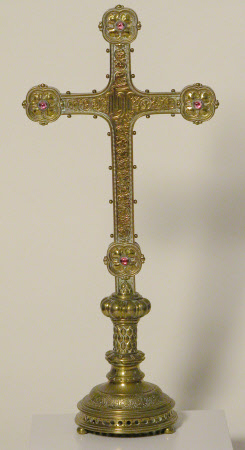 Altar cross