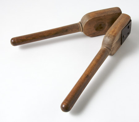 Garlic press