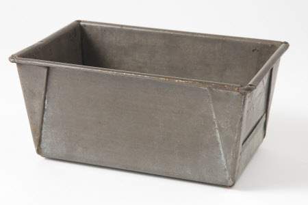Bread tin