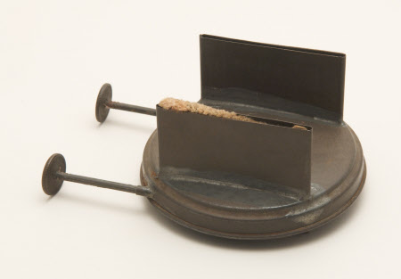 Oil lamp fitting
