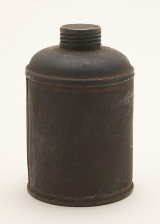 Oil canister