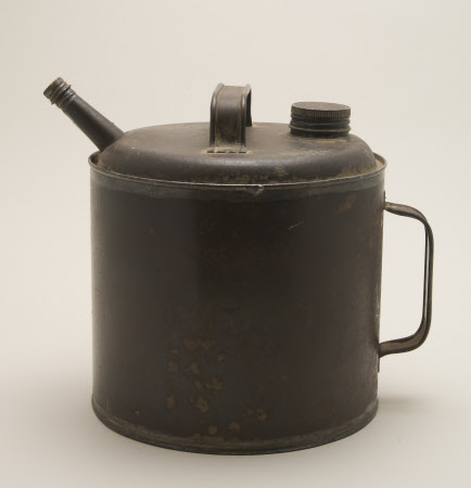 Paraffin can