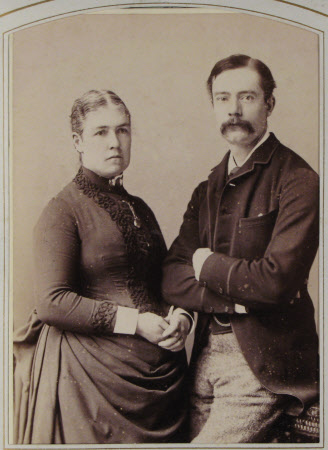 Cabinet card