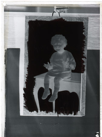 Monochrome negative