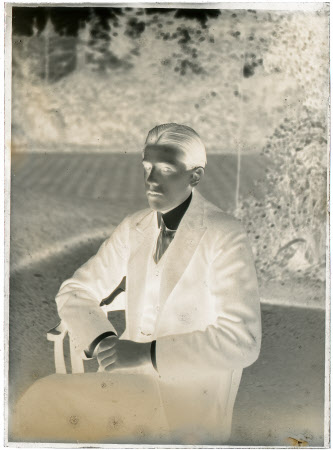 Monochrome negative