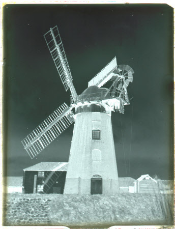 Monochrome negative