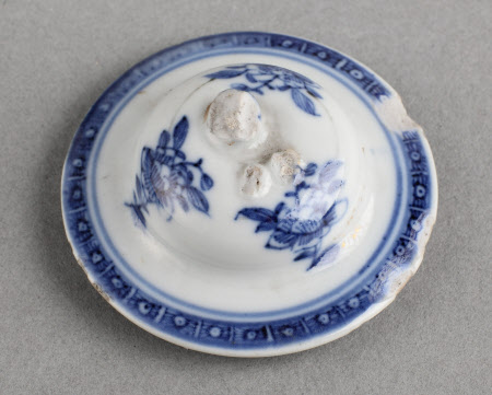 Vase cover