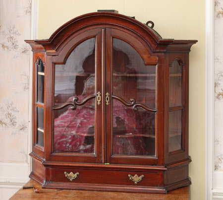 Display cabinet