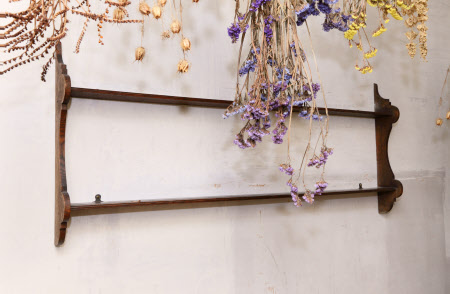 Mural shelves
