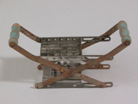 Vegetable press