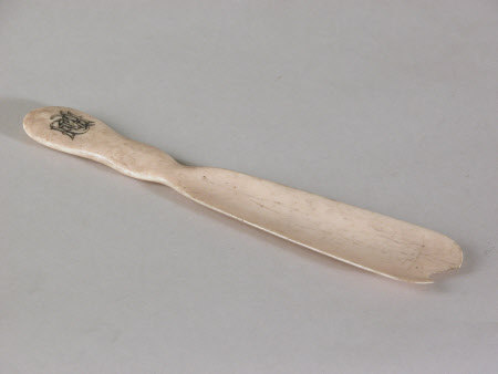 Shoe horn