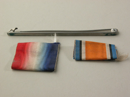 Medal pin