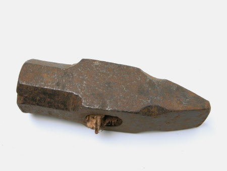 Hammer head