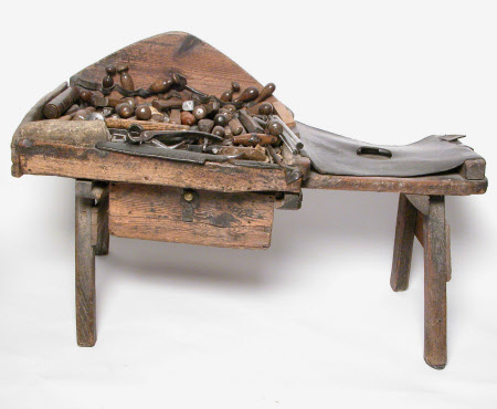 Cobbler's stool