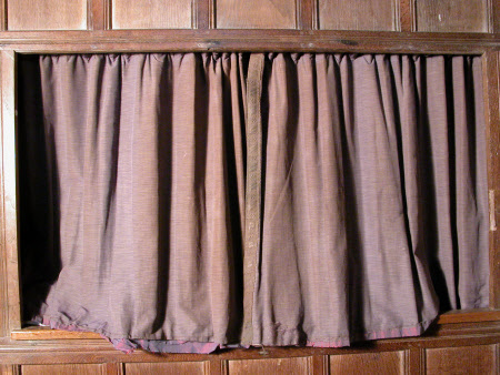 Bed curtain