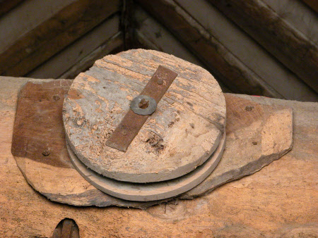 Pulley wheel