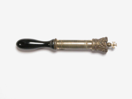 Tip staff