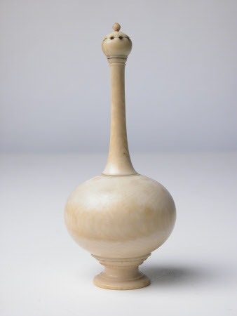Powder shaker