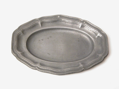 Miniature salver