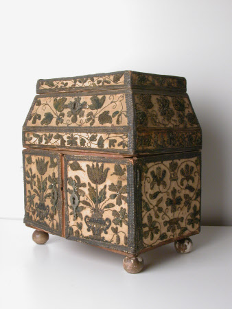 Raised work box