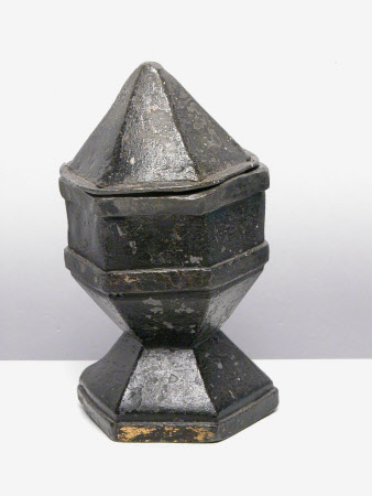 Tobacco box