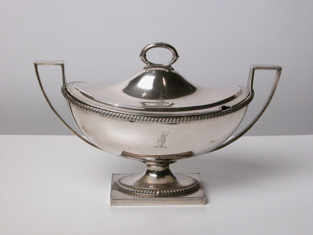 Sauce dish