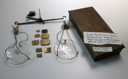 Apothecary's scales