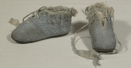 Child's bootee