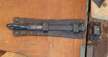 Door bolt