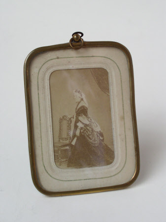 Photo frame