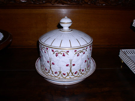 Cheese dish cover