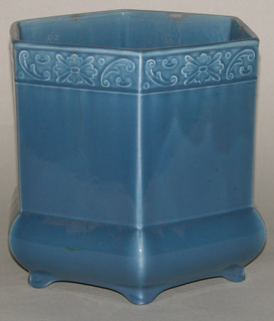 Flower pot