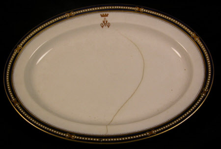 Oval dish