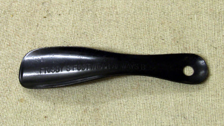 Shoehorn