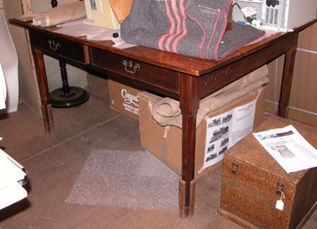 Library table