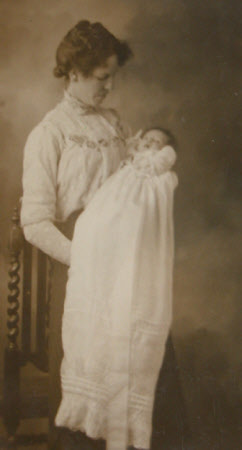 Agnes Grimes Mrs Cleathero and her baby