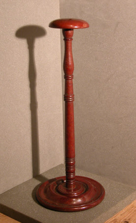 Wig stand