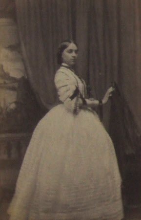 Lady, member of the Ketton family