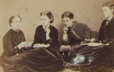 Rachel Anna Ketton, Mrs Thomas Wyndham Cremer (1841-1932) with her daughters, Marion Ketton ...